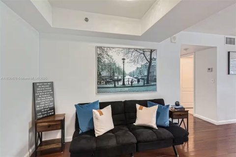 Condominio en venta en Miami, Florida, 2 dormitorios, 102.66 m2 № 1807701 - foto 4