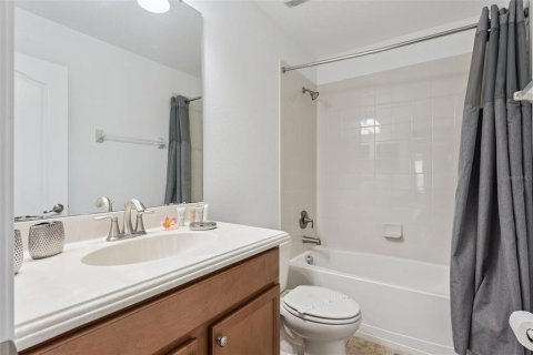 Casa en venta en Davenport, Florida, 8 dormitorios, 363.15 m2 № 2238203 - foto 30