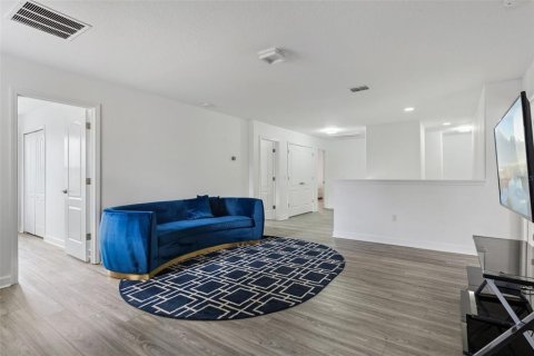 Casa en venta en Davenport, Florida, 8 dormitorios, 363.15 m2 № 2238203 - foto 17