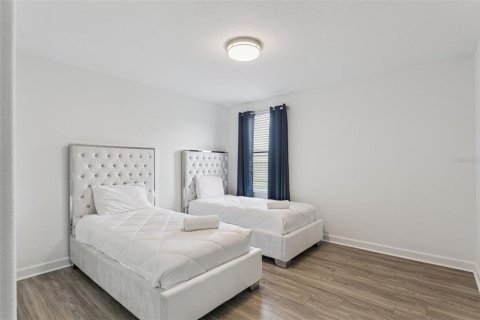 Casa en venta en Davenport, Florida, 8 dormitorios, 363.15 m2 № 2238203 - foto 26
