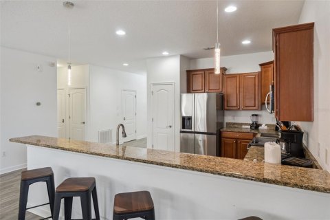 Casa en venta en Davenport, Florida, 8 dormitorios, 363.15 m2 № 2238203 - foto 12