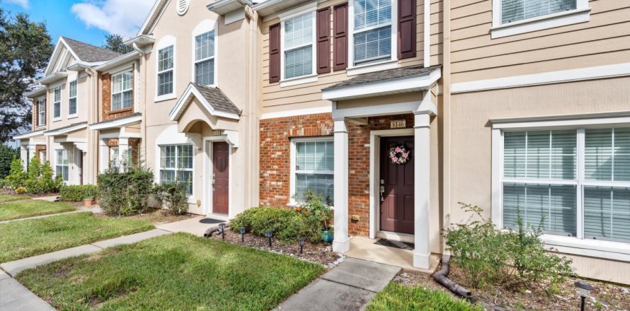 House in Jacksonville, Florida 2 bedrooms, 115.94 sq.m. № 826997
