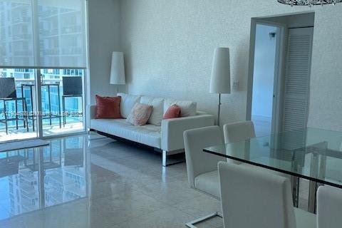 Condo in Miami, Florida, 2 bedrooms  № 1956062 - photo 24