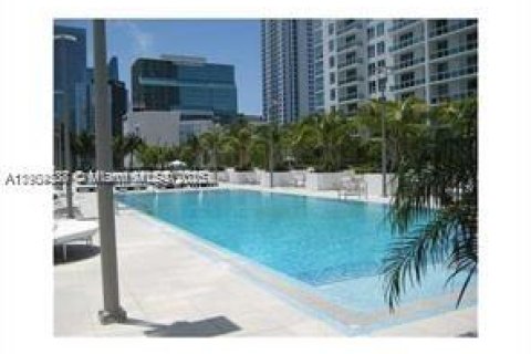 Condo in Miami, Florida, 2 bedrooms  № 1956062 - photo 8