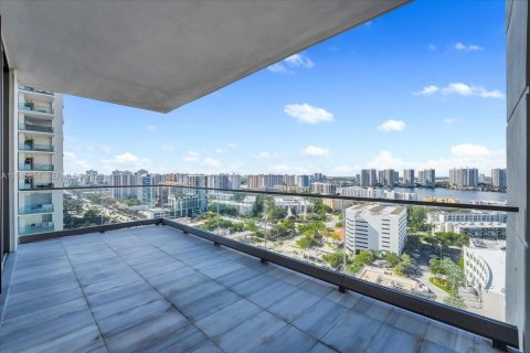 Condo in Sunny Isles Beach, Florida, 5 bedrooms № 2088948 - photo 10