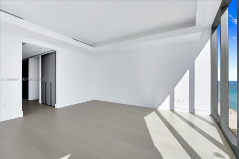 Condo in Sunny Isles Beach, Florida, 5 bedrooms № 2088948 - photo 21