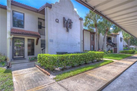 Copropriété à louer à Palm Harbor, Floride: 2 chambres, 123.84 m2 № 1826940 - photo 1