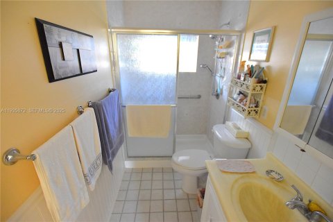 Casa en venta en West Palm Beach, Florida, 1 dormitorio, 61.5 m2 № 1993806 - foto 18