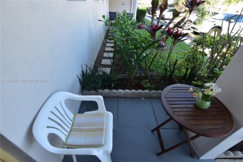 Casa en venta en West Palm Beach, Florida, 1 dormitorio, 61.5 m2 № 1993806 - foto 7