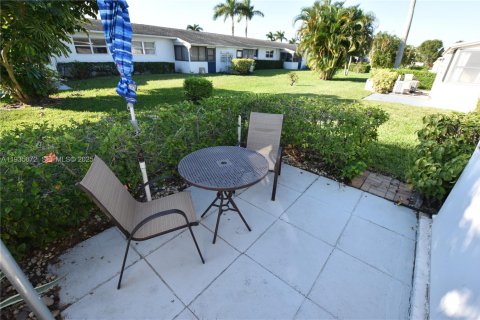 Casa en venta en West Palm Beach, Florida, 1 dormitorio, 61.5 m2 № 1993806 - foto 5