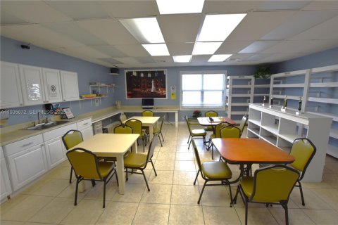 Casa en venta en West Palm Beach, Florida, 1 dormitorio, 61.5 m2 № 1993806 - foto 29