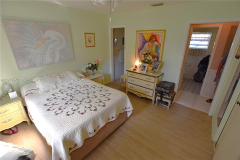 Casa en venta en West Palm Beach, Florida, 1 dormitorio, 61.5 m2 № 1993806 - foto 13