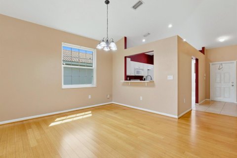 Apartment in Sunrise, Florida 2 bedrooms, 122.63 sq.m. № 2382842 - photo 23