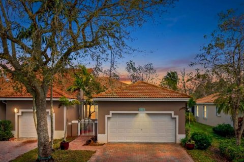 Apartment in Sunrise, Florida 2 bedrooms, 122.63 sq.m. № 2382842 - photo 29