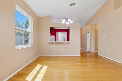 Apartment in Sunrise, Florida 2 bedrooms, 122.63 sq.m. № 2382842 - photo 10