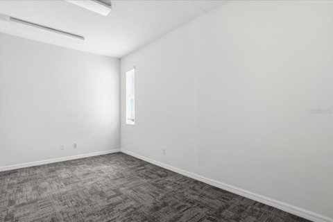 Immobilier commercial à vendre à Bradenton, Floride: 174.19 m2 № 2387742 - photo 17