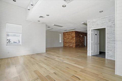 Immobilier commercial à vendre à Bradenton, Floride: 174.19 m2 № 2387742 - photo 12