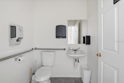 Immobilier commercial à vendre à Bradenton, Floride: 174.19 m2 № 2387742 - photo 25