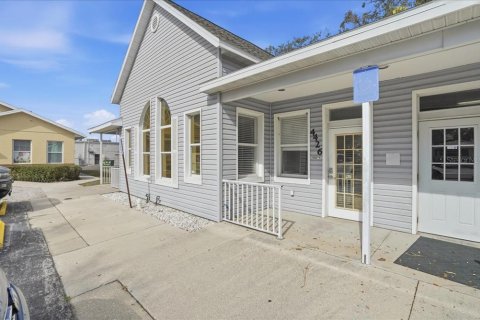Immobilier commercial à vendre à Bradenton, Floride: 174.19 m2 № 2387742 - photo 5
