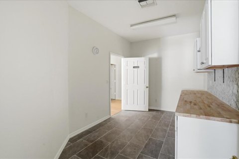 Immobilier commercial à vendre à Bradenton, Floride: 174.19 m2 № 2387742 - photo 24
