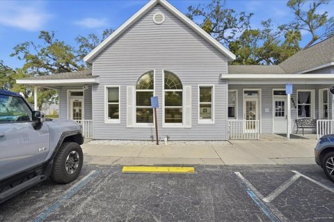 Immobilier commercial à vendre à Bradenton, Floride: 174.19 m2 № 2387742 - photo 8