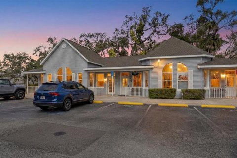Immobilier commercial à Bradenton, Floride 174.19 m2 № 2387742