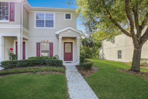 Townhouse in Fish Hawk, Florida 2 bedrooms, 115.94 sq.m. № 1886457 - photo 1