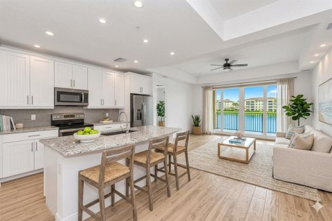 Condo in Bradenton, Florida, 2 bedrooms  № 2372918 - photo 10