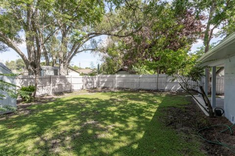 Villa ou maison à louer à Orlando, Floride: 2 chambres, 119.66 m2 № 2388230 - photo 11