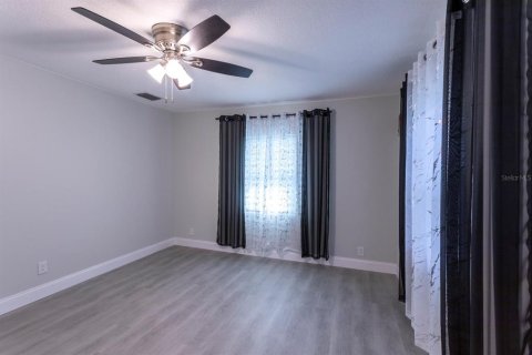 Villa ou maison à louer à Orlando, Floride: 2 chambres, 119.66 m2 № 2388230 - photo 29