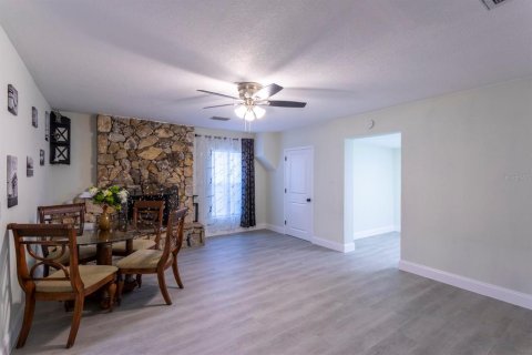Villa ou maison à louer à Orlando, Floride: 2 chambres, 119.66 m2 № 2388230 - photo 15
