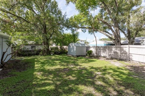 Villa ou maison à louer à Orlando, Floride: 2 chambres, 119.66 m2 № 2388230 - photo 8