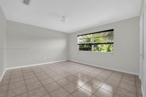 Casa en alquiler en Pinecrest, Florida, 4 dormitorios, 309.27 m2 № 1954412 - foto 24