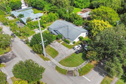 Casa en alquiler en Pinecrest, Florida, 4 dormitorios, 309.27 m2 № 1954412 - foto 3