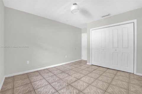 Casa en alquiler en Pinecrest, Florida, 4 dormitorios, 309.27 m2 № 1954412 - foto 28