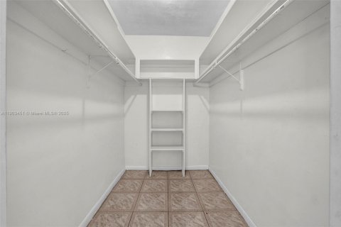 Casa en alquiler en Pinecrest, Florida, 4 dormitorios, 309.27 m2 № 1954412 - foto 26