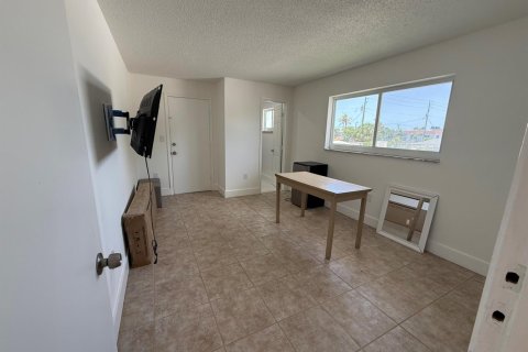 Copropriété à louer à Hollywood, Floride: 2 chambres № 2169321 - photo 6