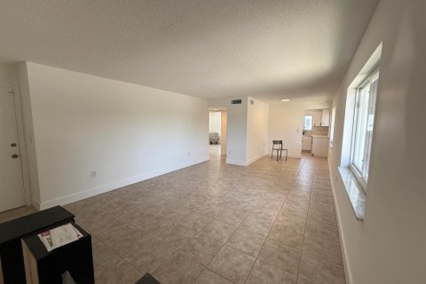 Copropriété à louer à Hollywood, Floride: 2 chambres № 2169321 - photo 11