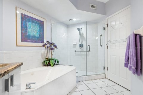 Copropriété à vendre à Sarasota, Floride: 3 chambres, 187.76 m2 № 1742575 - photo 26