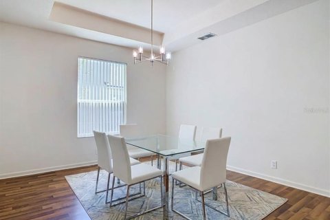Villa ou maison à vendre à DeLand, Floride: 4 chambres, 197.88 m2 № 2418888 - photo 5