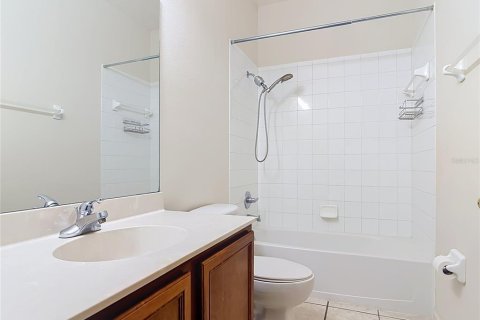 Villa ou maison à vendre à DeLand, Floride: 4 chambres, 197.88 m2 № 2418888 - photo 22