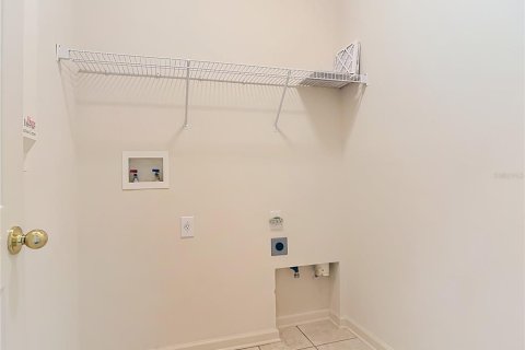 Villa ou maison à vendre à DeLand, Floride: 4 chambres, 197.88 m2 № 2418888 - photo 24