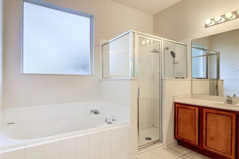 Villa ou maison à vendre à DeLand, Floride: 4 chambres, 197.88 m2 № 2418888 - photo 17