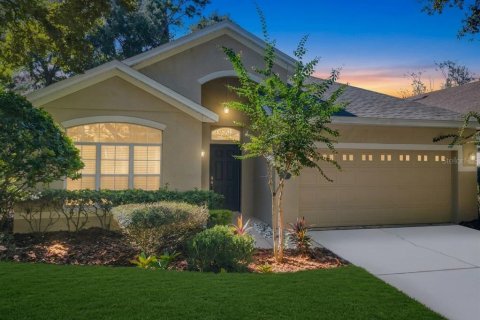 Villa ou maison à DeLand, Floride 4 chambres, 197.88 m2 № 2418888