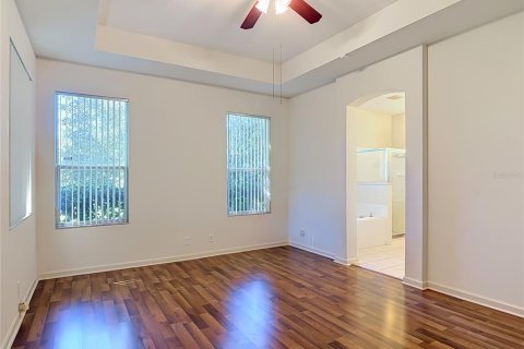 Villa ou maison à vendre à DeLand, Floride: 4 chambres, 197.88 m2 № 2418888 - photo 16