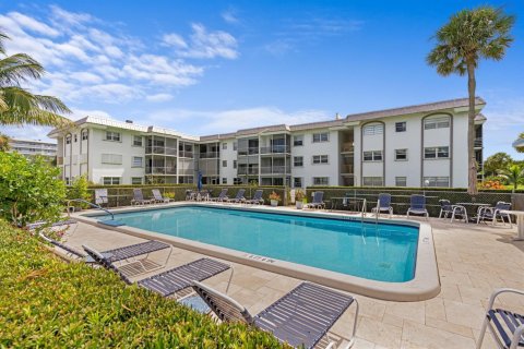 Copropriété à louer à Boca Raton, Floride: 2 chambres, 78.97 m2 № 2181735 - photo 15