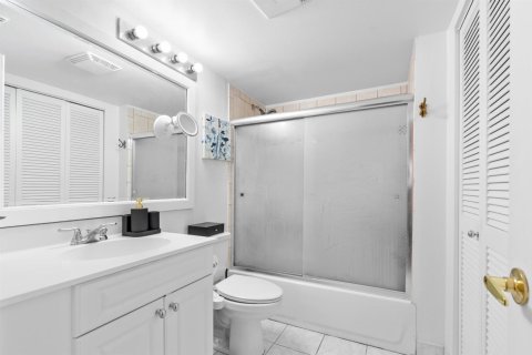 Copropriété à louer à Boca Raton, Floride: 2 chambres, 78.97 m2 № 2181735 - photo 10