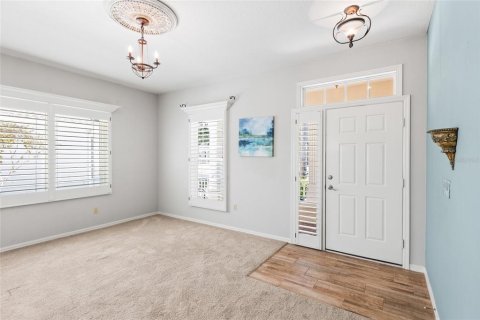 House in Lutz, Florida 3 bedrooms, 216.56 sq.m. № 2225431 - photo 18