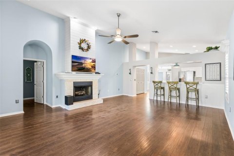 House in Lutz, Florida 3 bedrooms, 216.56 sq.m. № 2225431 - photo 6