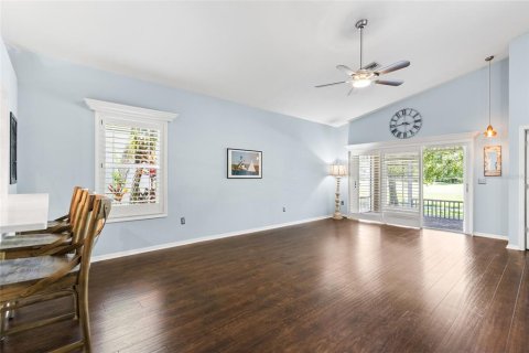 House in Lutz, Florida 3 bedrooms, 216.56 sq.m. № 2225431 - photo 24